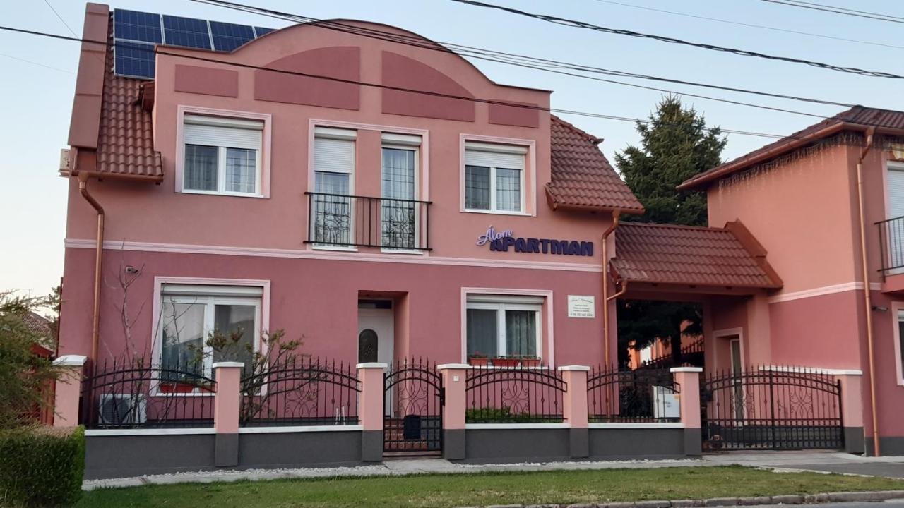 Alom Apartman Hajdúszoboszló 외부 사진